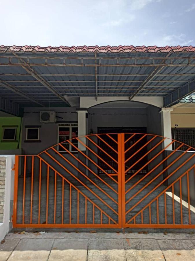 Homestay Musafir Kuala Kangsar Exteriér fotografie